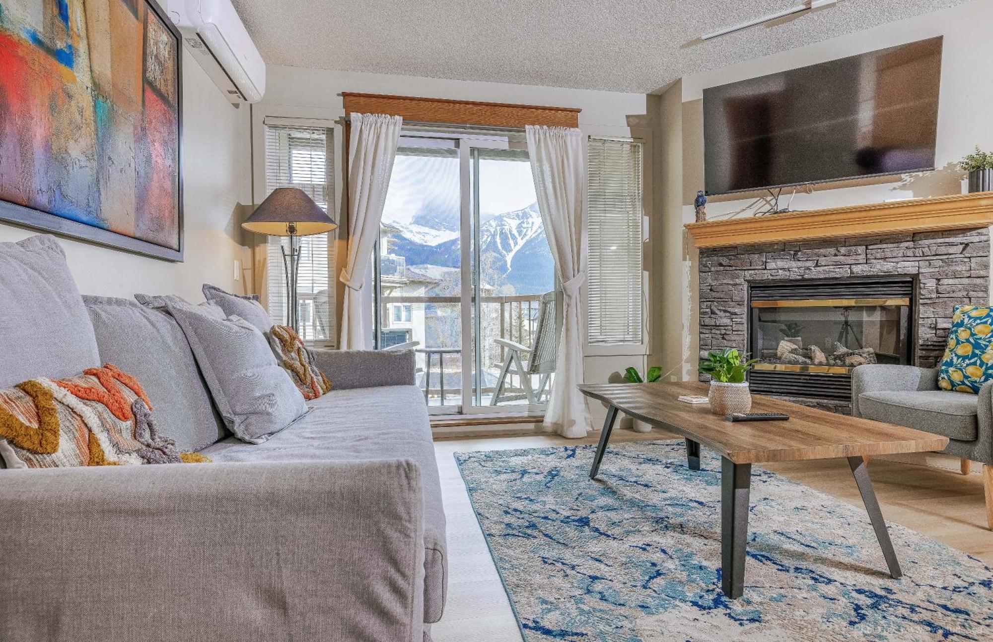 Lovely Mountain View 2 Bedroom Suite Canmore Exterior foto